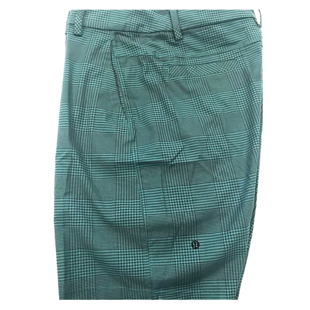 Men’s Lululemon shorts NWOT